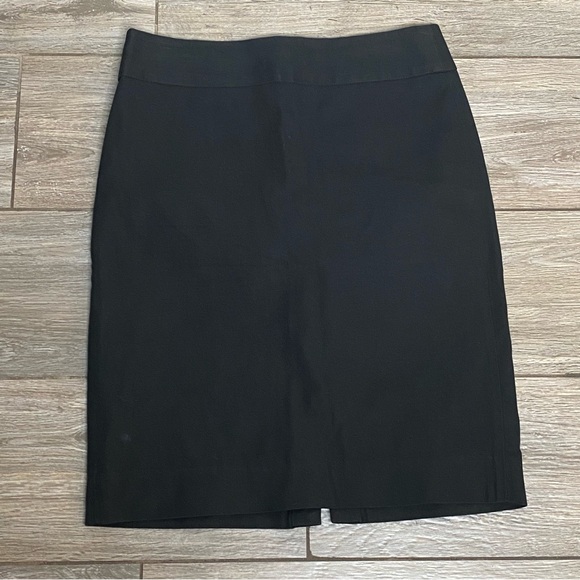 Banana Republic Dresses & Skirts - Banana Republic 8 Black Pencil Skirt